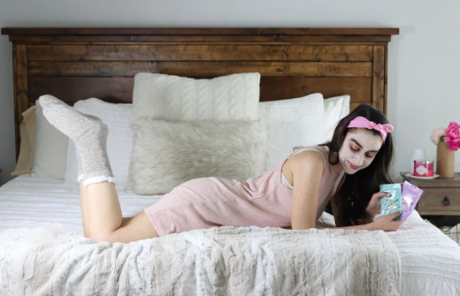 Why you should always remove your make-up before bed